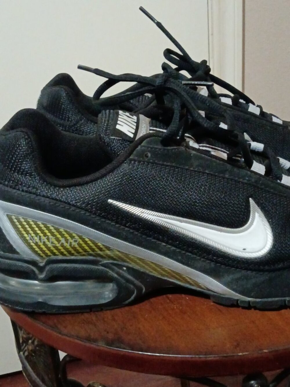Nike Air Max Torch 3 319116-011 Mens Sz 12 Running Shoes Black White Sneakers - Picture 13 of 14